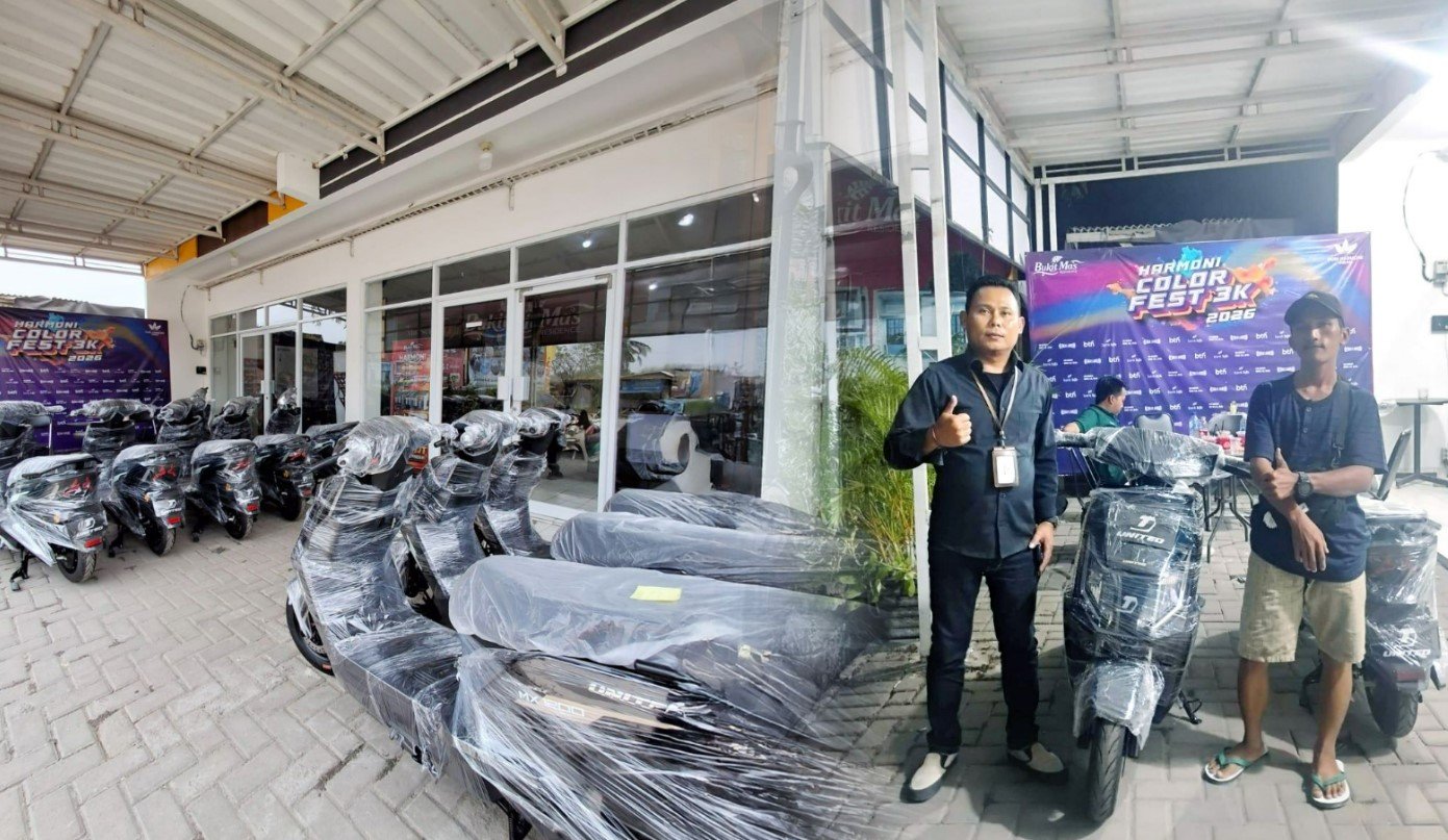 Bukit Mas Residence Serahkan Puluhan Motor Listrik kepada Customer dalam Promo Harmoni Fest 2026
